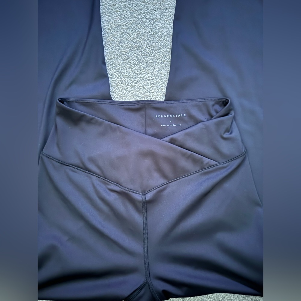 Aeropostale Crossover Flare Leggings